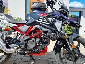 BMW G310 GS 2022 s mnohými doplnkami - 5