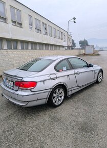 BMW E92 320i - 5