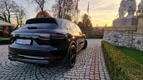 PORSCHE CAYENNE III 3.0 i V-6 - 5