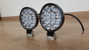 LED SVETLA OKRUHLE - 2ks - 42W 

 - 5