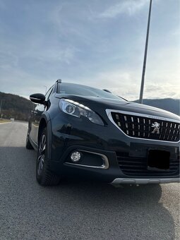 Peugeot 2008 1.2 PureTech - 5