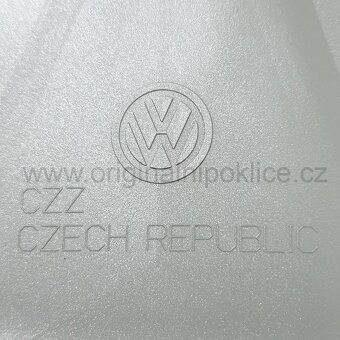 VW 16" originál puklice transporter,caravelle.. - 5