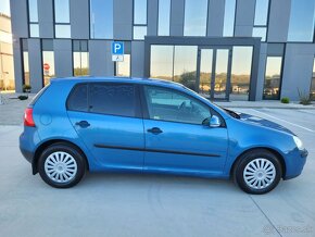 Predam Volswagen Golf 5  1.4. Benzin 55 kw rok 2005 - 5