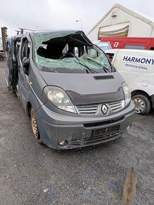 Renault Trafic 2.5dci 107 kW - 5