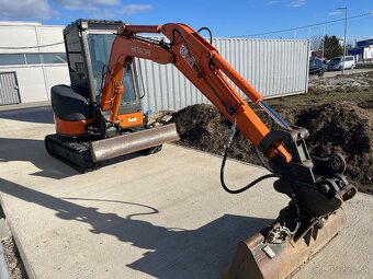 Hitachi ZX 30U-2 - 5