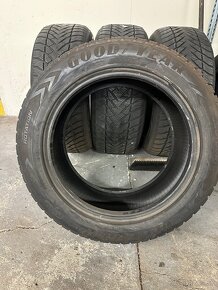 255/55 r19 good year ultragrip + - 5