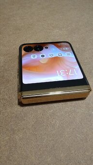 Motorola Razr 40 Ultra 256GB - 5