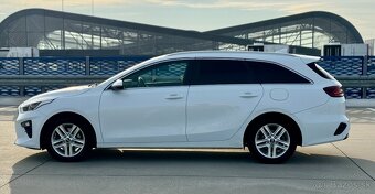 Kia Ceed kombi 1.6 CRDi MHEV Gold+ Automat 2021 - 5