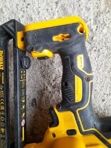 Klincovačka Dewalt DCN660 - 5