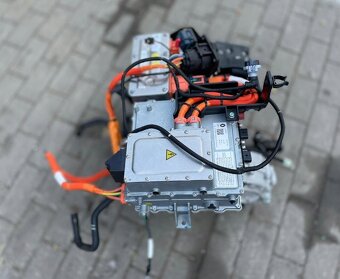 DACIA SPRING ELEKTROMOTOR PREVODOVKA 2022 900KM - 5