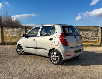 Hyundai i10 1.1 - 5