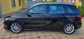 Mercedes Benz B200 - 5