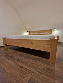 Masivna postel z buku nepoužitá - 5
