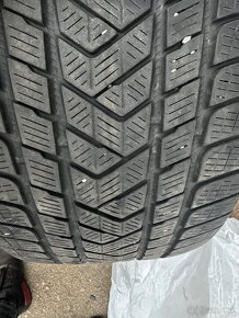 Zimná pneu 305/40 R20 - 5