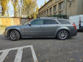 Chrysler 300C Touring - 5