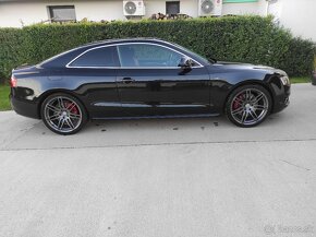 Audi S5 4,2 FSI V8 - 5