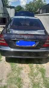 Zdravím predám Mercedes-Benz E270 CDI - 5