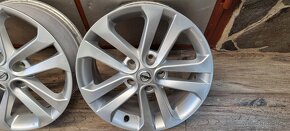 Predám originál Nissan Juke elektrony 5x114,3 R17 et47 J7 - 5