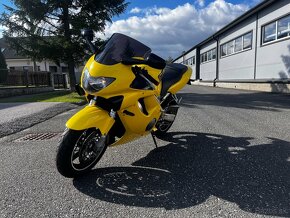 Honda CBR 600 - 5