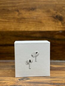  Apple AirPods Pro 2 - 5