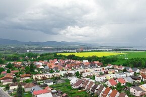 VEĽKÝ RODINNÝ DOM PO REKONŠTRUKCII, L.MIKULÁŠ - ONDRAŠOVÁ - 5