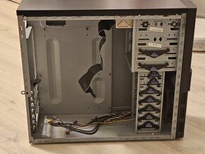 PC skrinka cooler master - 5