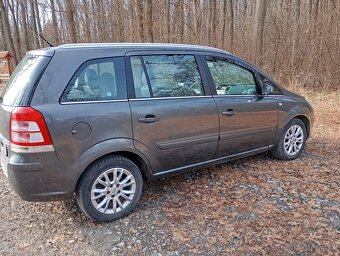 Opel Zafira 1.6 16v turbo 110kw benzín - plyn cng 7 miestne - 5