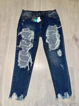 missguided jeans stylove roztrhane dzinsy-rifle s visackou - 5