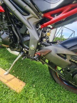 Triumph speed triple 1050r - 5