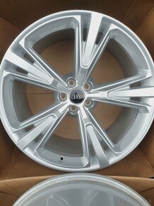 5x112 r21 Audi Q8/SQ8-Zimni sada - 5