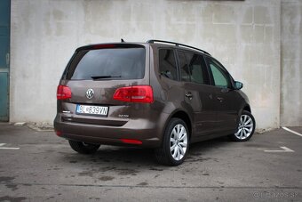 Volkswagen Touran 2.0 TDI Highline DSG 7 miestne - 5