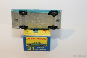 Matchbox RW Lincoln continental - 5