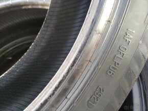 Predám 4ks zimné pneu.155/65R14 Matador dezen 5,8mm - 5