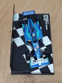 Kimi Raikkonen (Sauber C20) 1:43 2001 - štandardné vydanie - 5