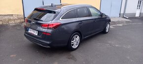 Hyundai i30 CW Kombi 1.6 CRDi Family - 5