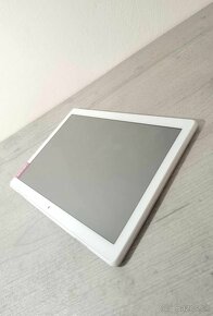 10" tablet Lenovo TAB M10 / 2/32GB Biely TOP stav - 5