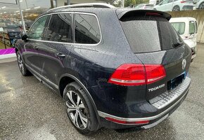 Volkswagen Touareg 3.0 d  V6 RLine - 5