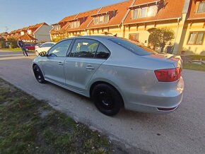 Predam Volkswagen Jetta - 5