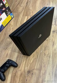 Playstation 4 PRO - 1TB - FIFA 21 Bundle - 5