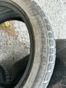 225/45 R17 - 5