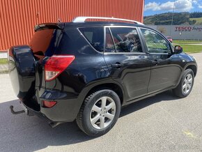 Toyota RAV4 2.2 D-4D 135 - 5