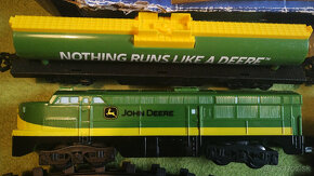 Elektrický vláčik Polar Express a John Deere - 5