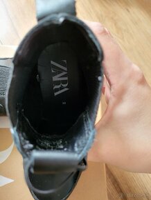 Členkové kožené čižmy s vibram podrážkou - Zara v. : 30 - 5