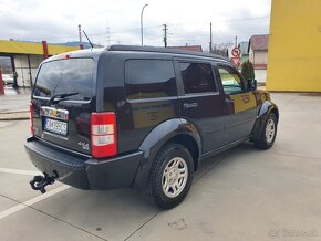 Dodge Nitro 2.8 CRD SXT A/T - 5