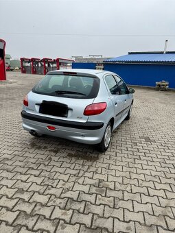 Peugeot 206 1.1 benzín - 5