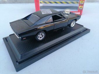 Predám model auta Dodge Charger - 5