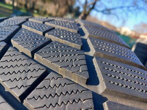 245/45 r18 zimne pneumatiky - 5