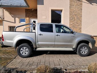 Toyota hilux 2,5 - 5