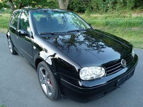 Volkswagen golf 1.9TDI, GT, sedan top stav model2004 - 5