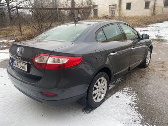 Renault Fluence 1,6 16V - 5